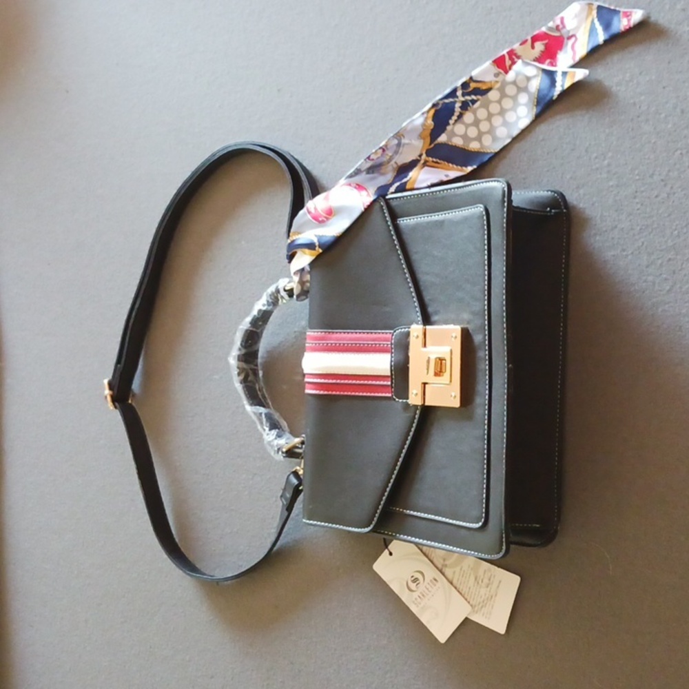 Scarleton purse